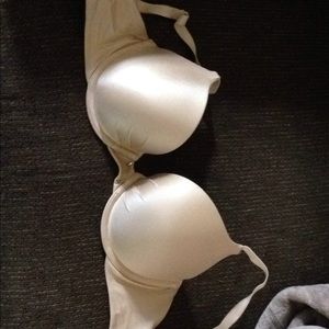 Nude push-up bra